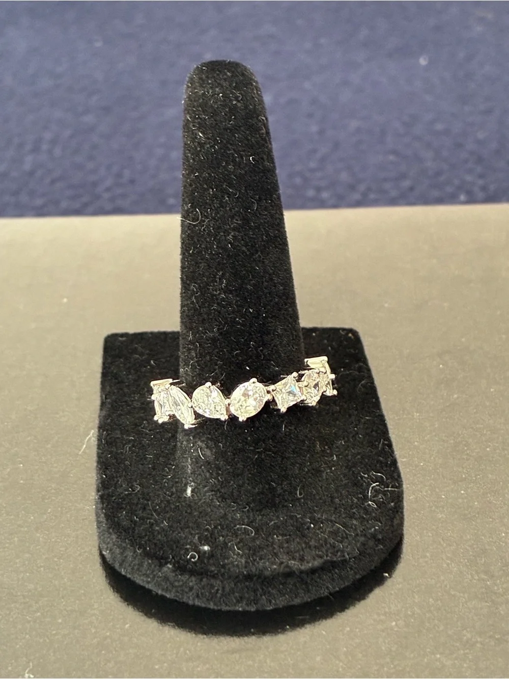 Sterling Silver 925 Ring Sz 8